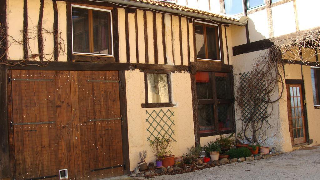 Gite Du Paradis Vieuzos Exterior photo